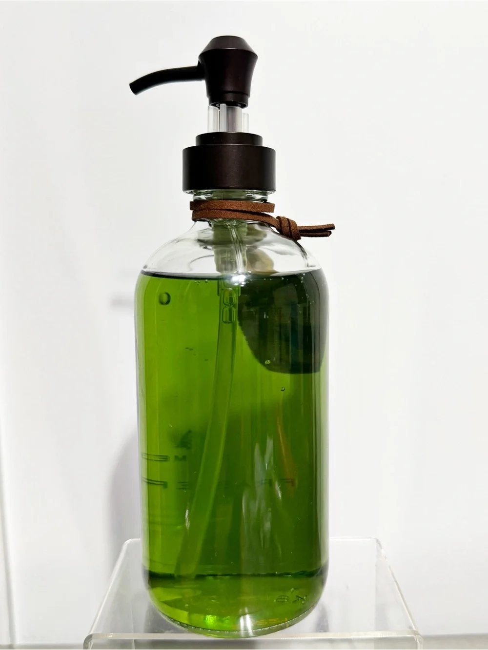 THYMES Frasier Fir Hand Wash, 15 fl oz - Glass Bottle w/ Pump - NEW
